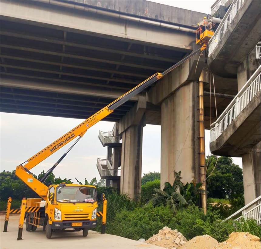 蔚领油泵